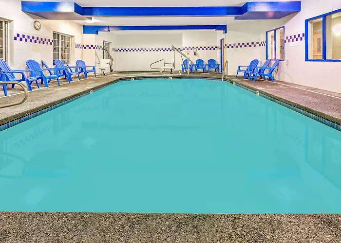 Days Inn & Suites By Wyndham Gresham